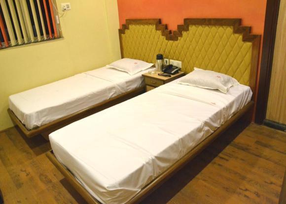 Hotel Rock Star Calcutta Rum bild